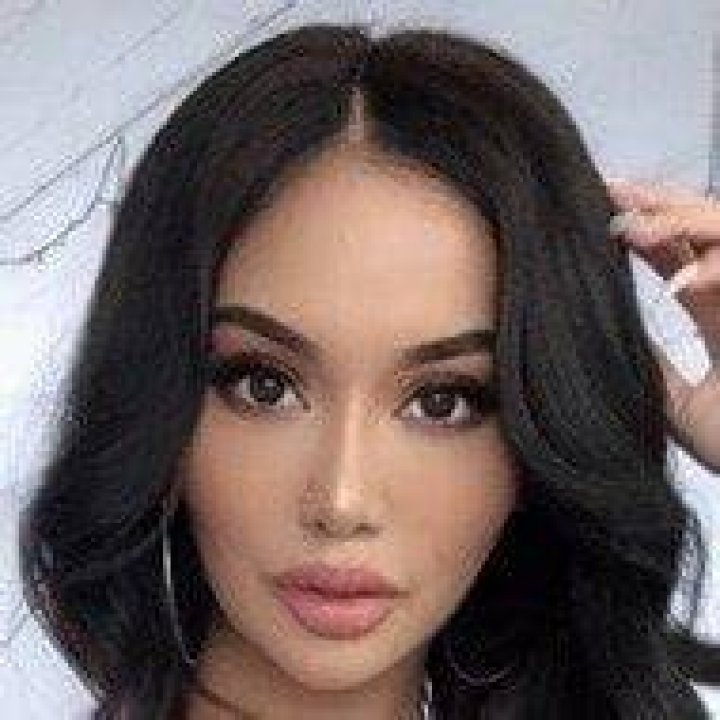 Ashley Vee Age, Net Worth, Height, Biography, Wiki 1 Ashley Vee Age