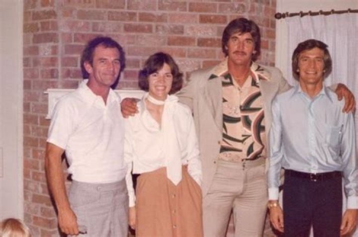 Donald Reed Herring Wiki, Age (Elizabeth Warren’s Brother) Biography & Family