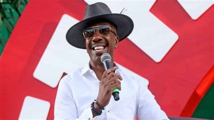 J.B. Smoove Height