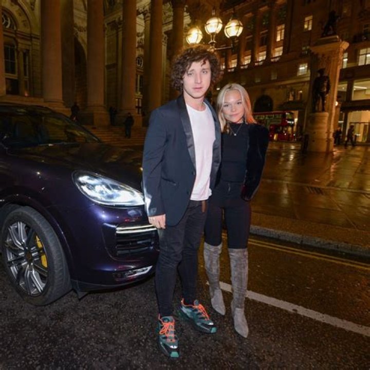 Julius Dein Bio, Wiki, Age, Girlfriend, Estelle, Magic, YouTube, and Net Worth