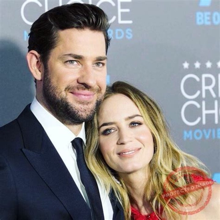 Lauren Hope NBC2, Bio, Wiki, Age, Height, Husband, WMBB, Salary, and Net Worth