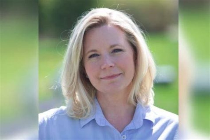 
Liz Cheney’s Daughter – Elizabeth Perry Interested In Politics?
