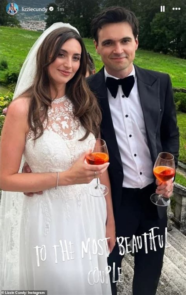 Lizzie Cundy Married & Separated! Wedding, Husband & Children Status Now