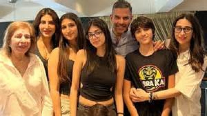 Meet Barrister Sumon Wife Shammi Akhtar And Kids