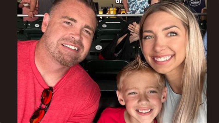 Ryan Martin’s Wife and Son Cheer Him on from the Sidelines